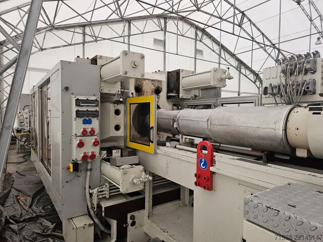 Machine de moulage par injection Krauss Maffei KM 800-5000 MC