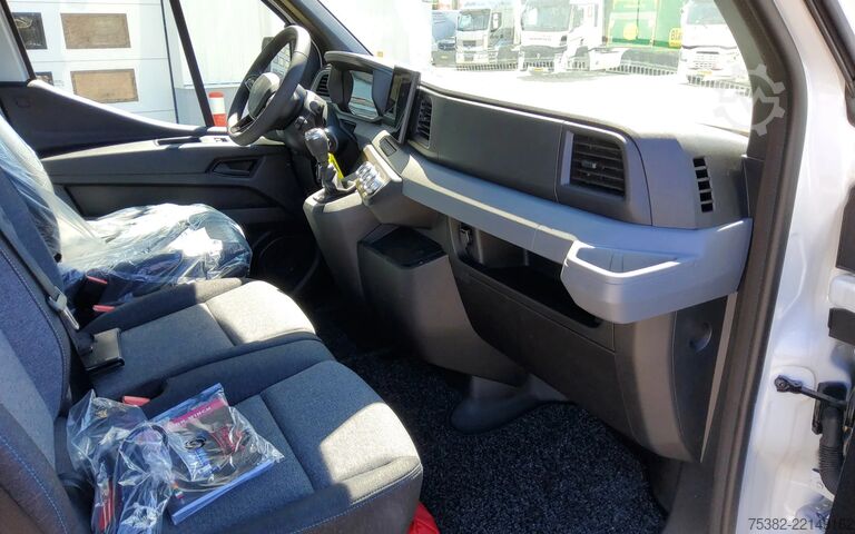 شاحنة نقل سيارات مغلقة Renault Master 170.35 FWD EL - V-51-LXV - AUTOTRANSPORT...