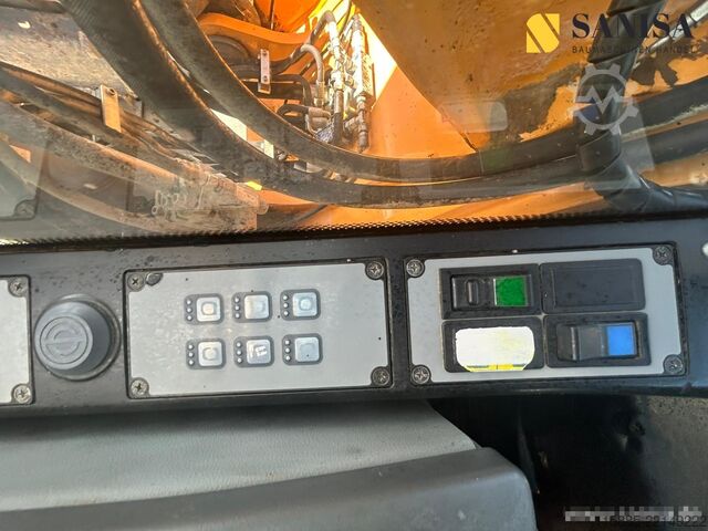 Gusjeničar LIEBER R924 LC ZSA/Zusatzhydraulik/Klima/2017
