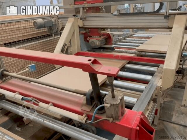 WILD Door leaf press line WILD Door leaf press line