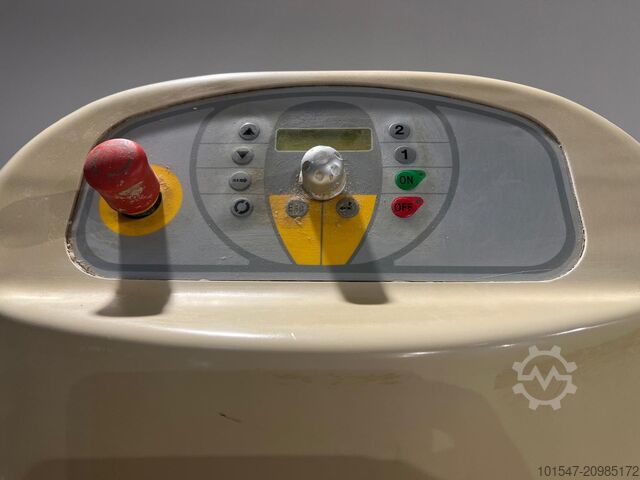 Pengadun lingkaran Pietroberto Pegaso 340