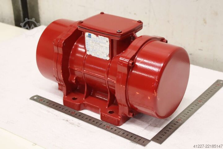 Moteur vibrant OLI MVE MVE 500/15N-4OAO