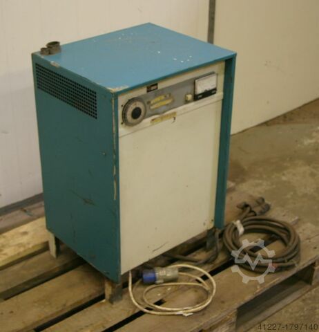 Charger for forklifts WEKA TBE 24/64