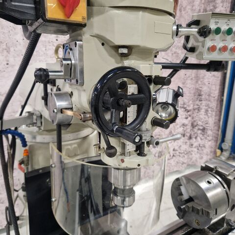 Fresadora de herramientas Golden Mill GM 20-VS-CE