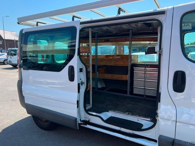 Fourgon tôlé OPEL Vivaro Kasten L2H1*1.Hand*Klima*Dachträger*AHK*