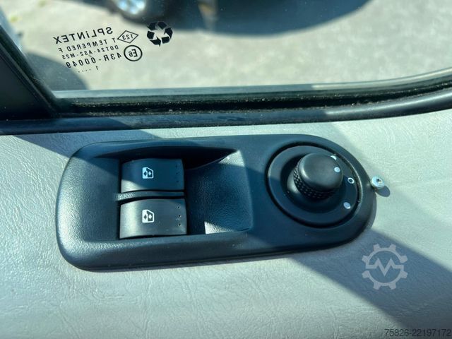 Fourgon tôlé OPEL Vivaro Kasten L2H1*1.Hand*Klima*Dachträger*AHK*