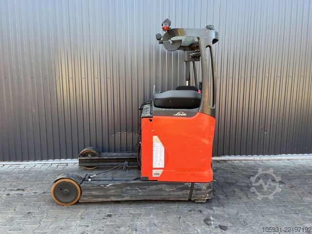 Reach truck Linde R20HD-01