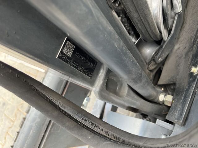 Električni viljuškar na 3 točka Linde E18-01