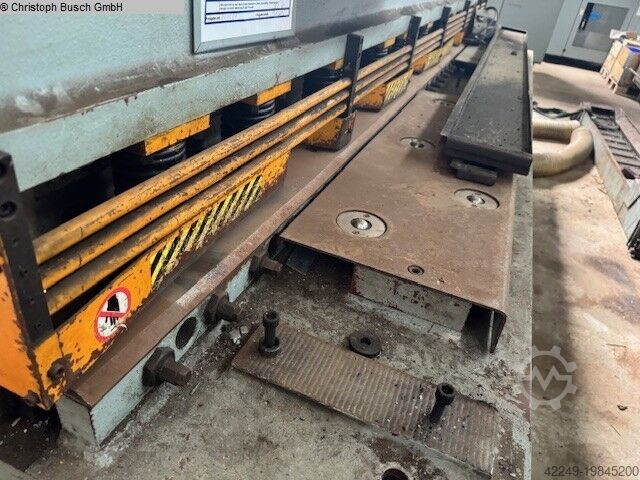 Kéo cắt tấm - thủy lực TURI CHN 31 00X6