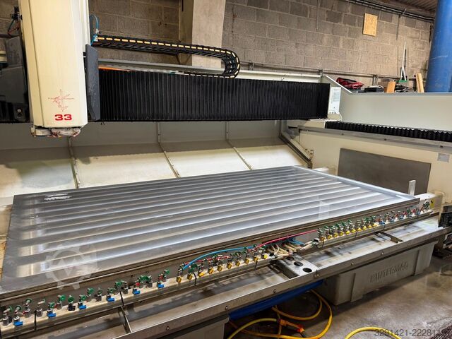 Machining center BIESSE Intermac Master 33