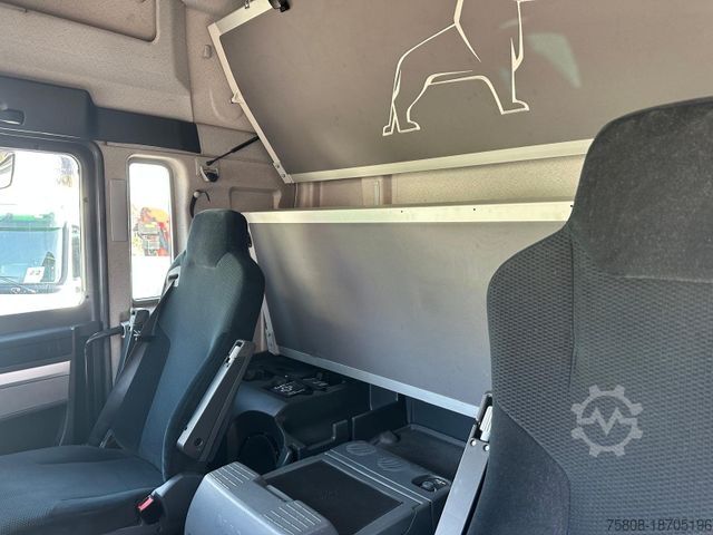 Τυπική μονάδα τράκτορα MAN TGX 18.480 XLX Intarder ACC LGS Navi