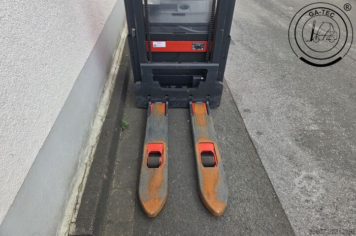 Rankinis keltuvas Linde L14