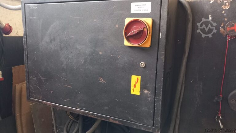 Hydraulické gilotínové nožnice SCHIAVI-AMADA GH540A