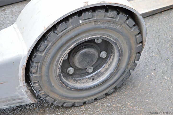 Retrákový vozík Jungheinrich ETV C16