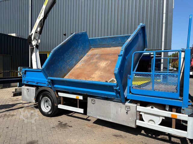 Volquete con grúa Renault Midlum 220 + PALFINGER PK 6001 + tipper + remot...