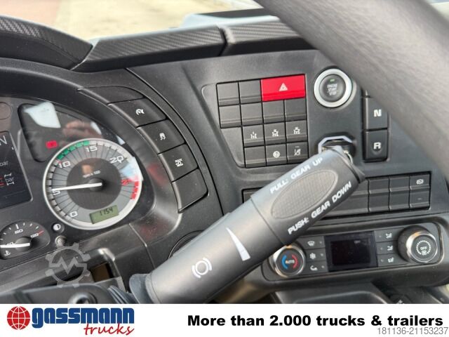 Camión portacontenedores de gancho Iveco X-Way AD300X42Z 6x4, Motorabtrieb