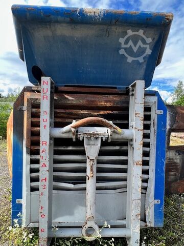 Broyeur à deux arbres LINDNER Urraco 75 D