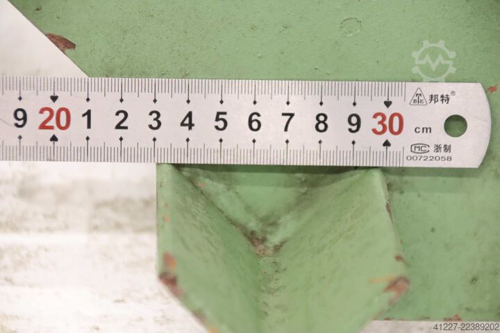 Support rail unbekannt Lochabstand 550 mm