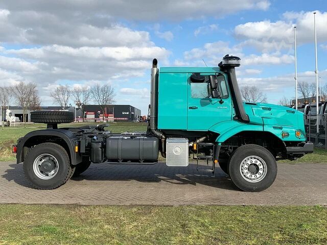 Standard-SZM Mercedes-Benz Zetros 2045-S Tractor Head