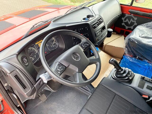 Šassii koos kabiiniga Mercedes-Benz Zetros 2045 Chassis Cabin
