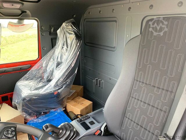 Šassii koos kabiiniga Mercedes-Benz Zetros 2045 Chassis Cabin