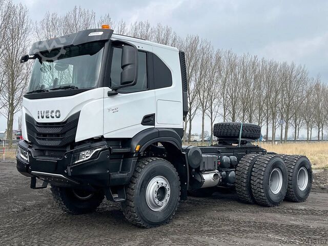 Standard-SZM Iveco T-Way AT720T47WTH Tractor Head (9 units)