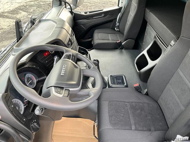 Standard-SZM Iveco T-Way AT720T47WTH Tractor Head (9 units)