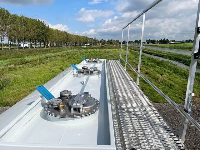Tank Iveco T-Way AT380T47H Fuel Tank Truck (2 units)