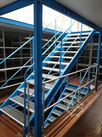 2.500 m² de plataforma de almacenamiento Schäfer R3000 2-3 st 2.500 m² Lagerbühne Schäfer R3000 2-3 st CAD Planung und Montage