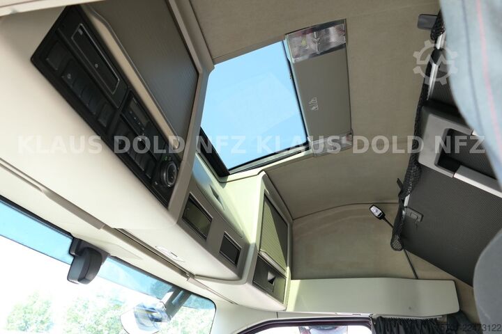 Prostorninska vlačilna enota VOLVO FH 460 Globetrotter 2-Tanks Euro 6