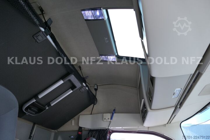 Prostorninska vlačilna enota VOLVO FH 460 Globetrotter 2-Tanks Euro 6