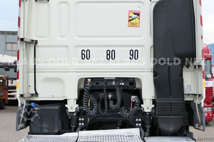 Standardni vlačilec DAF XF 480 Space Cab XL-Tank Euro 6
