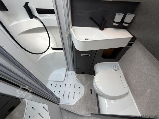 Polintegriran avtodom HYMER/ERIBA ML-T CrossTrail 580 Sofort /AHK /Leder/ TV/W-Lan