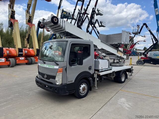 Løfteplattform Nissan CABSTAR 35.13 KLAAS 27M