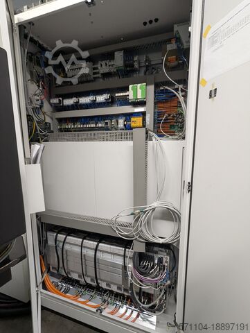 Centro de mecanizado Mikron HPM 800U