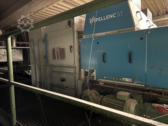 เครื่องแยก NIR; สายพานเร่งความเร็ว NIR Pellenc ST 2000 compact