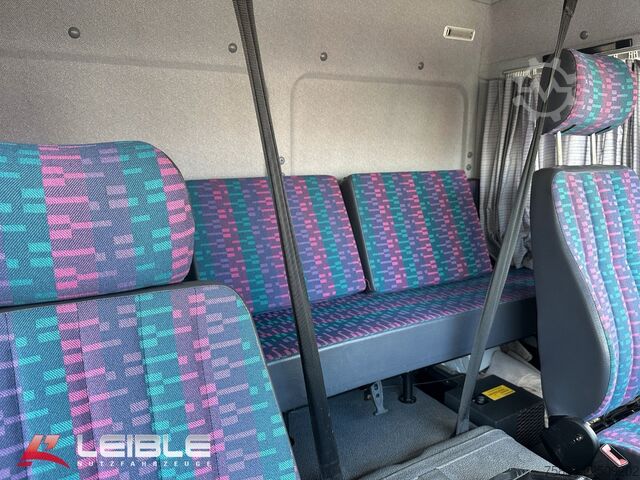 Verhollinen pakettiauto MERCEDES-BENZ 811*Pritsche+Plane*DoKa*11Tkm*AHK*TOP*