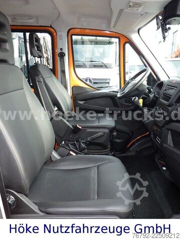 Transporter mit Kipper IVECO 70 C 18 DoKa/Kipper/Palfinger Kran/Greifer/2xAHK