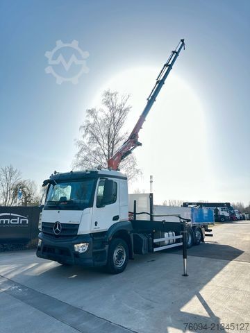 Camión de plataforma MERCEDES-BENZ Actros 2536 6x2 KRAN 20m FUNK Pritsche 7,5m