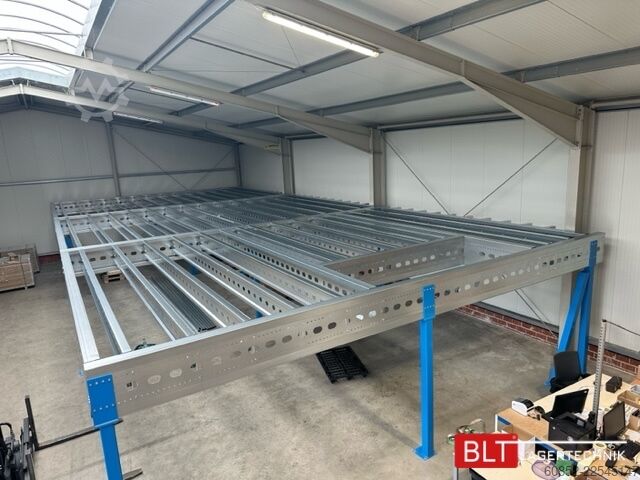  10x25m Lagerbühne , Belastung : 500kg/qm Unterkante: 3,0m , ca. 250qm Systembühne