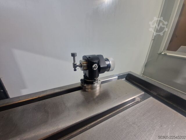 Vertikālais apstrādes centrs Haas TM-2P