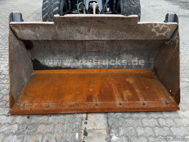 Utovarivač na kotačima MECALAC AF 1200 4x4 Gabel Schaufel