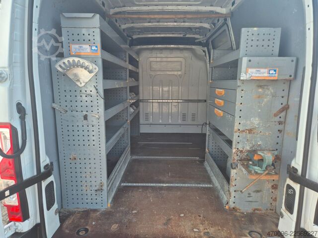 Фургон з високим дахом NISSAN NV400 Kastenwagen L2H2 3,5t PRO
