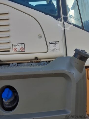 Челен товарач LIEBHERR l 538 kein 524 542 546 sehr schöne Maschine