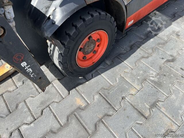 ディーゼル フォークリフト Linde H16D-01