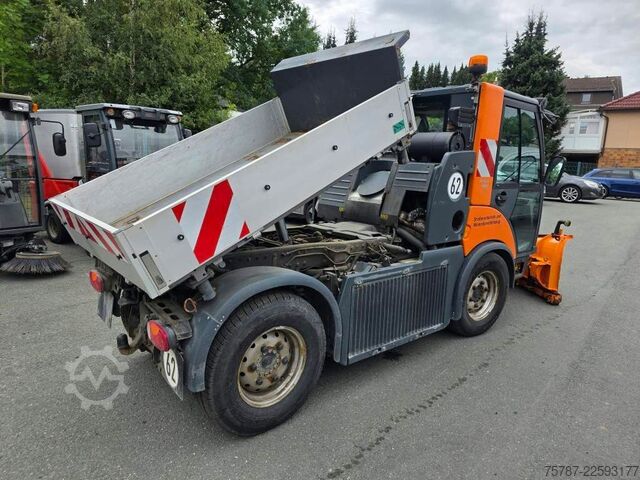 Sonstige MULTICAR M29 4x4 mit Schneeschiebeschild, 3-S-Kipper