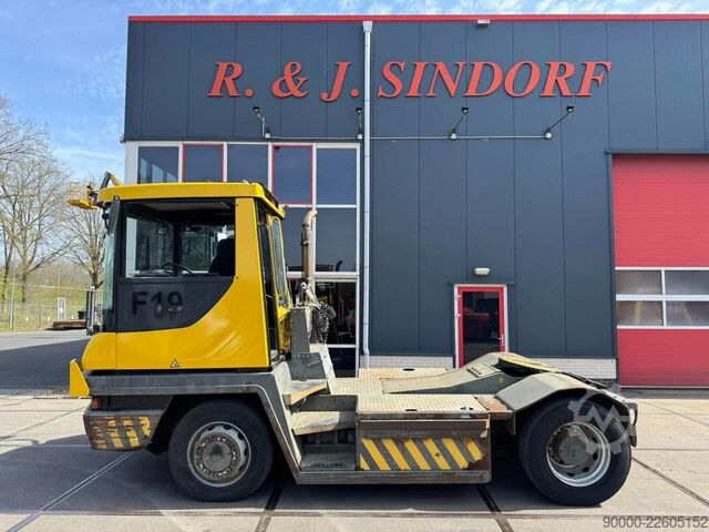 Terminalo traktorius Terberg RT 283