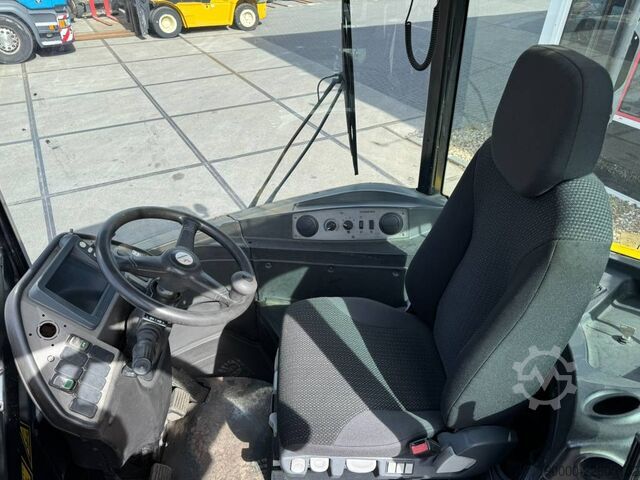 Tractor terminal Terberg RT 283