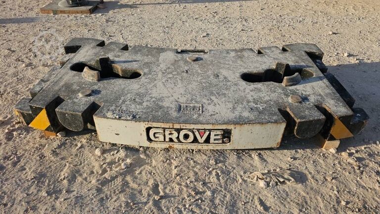 Terepjáró daru Grove GMK4100L-1 (2pcs available - Qatar)