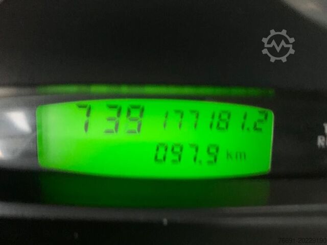 Billenőplatós furgon Iveco Daily  35C11 Dop. Cab. 7 posti - Ribaltabile